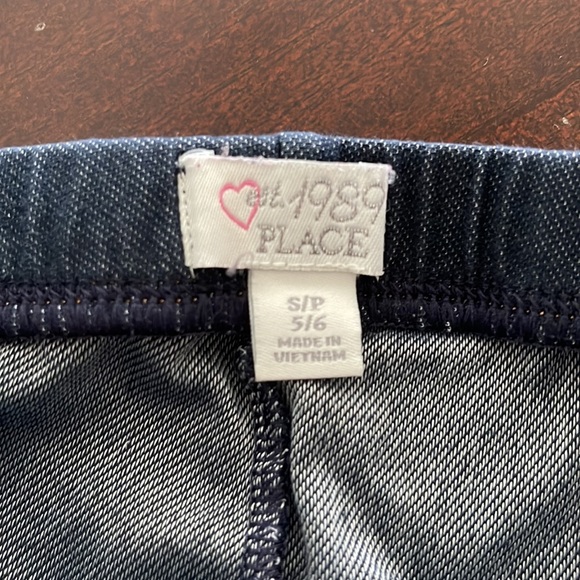 Girl’s pants from GapKids size 6-7 - Picture 7 of 7